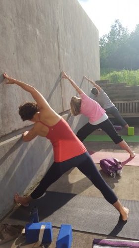 outdoor yoga in Arden Hills Minnesota